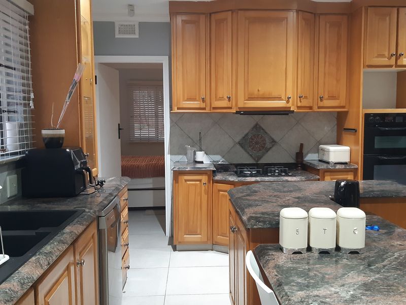 A Cozy and charming unit - Photo 6