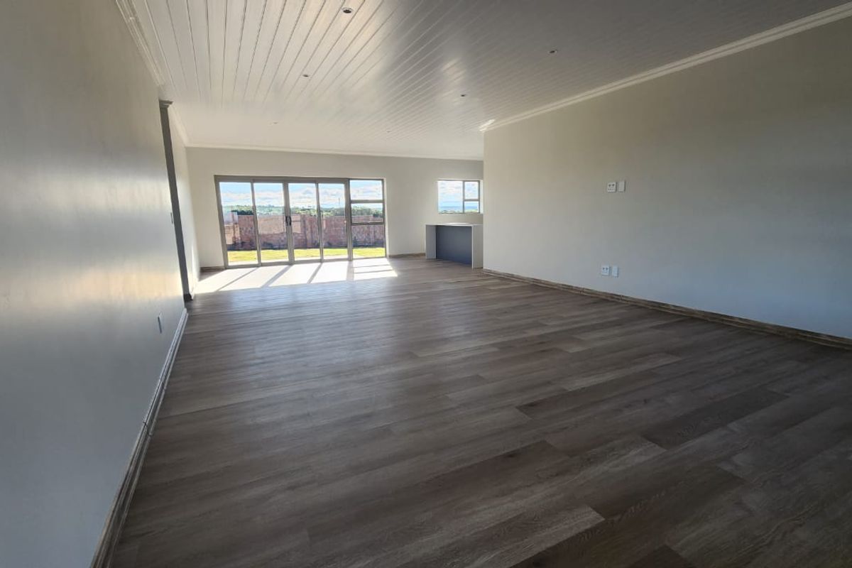 Move-In Ready 3 Bedroom House for Sale – Modern Finishes & No Transfer Duty - Photo 2