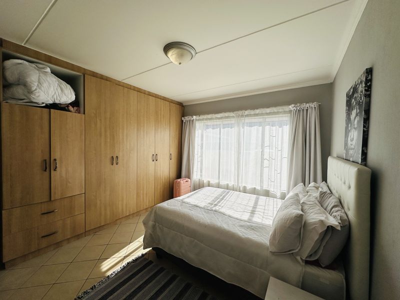 Spacious Ground Floor Unit with Private Garden & Built-in Braai - Photo 9