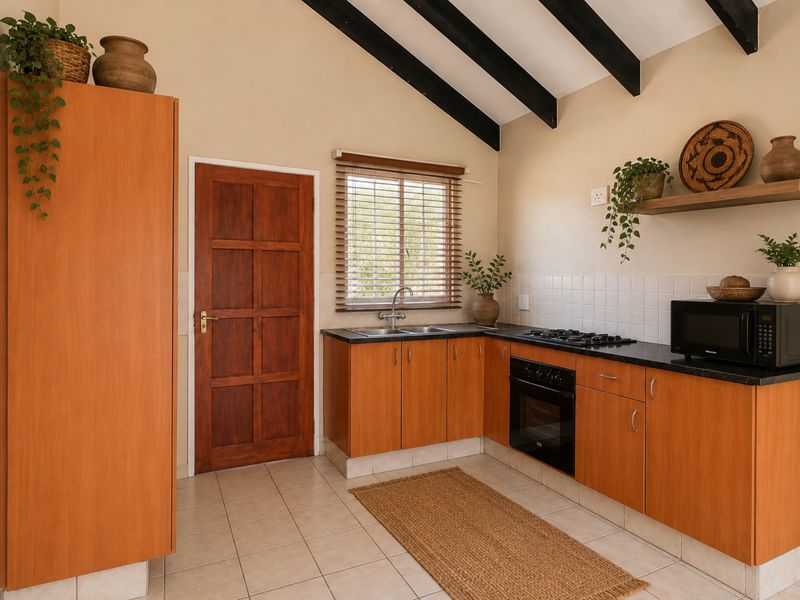 Bidding to start from R 700 000!! Live Auction! 2 Bedroom Townhouse in secure Estate - Photo 5