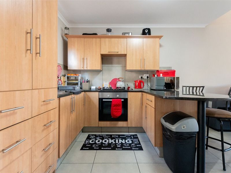 A 2 bedroom estate home with a loft area in popular Laguna Sands - Photo 6