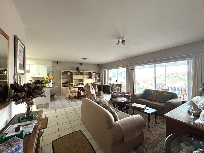Barrington Ballito 4 bedroom with seaviews - Photo 6
