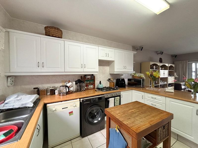 Barrington Ballito 4 bedroom with seaviews - Photo 7