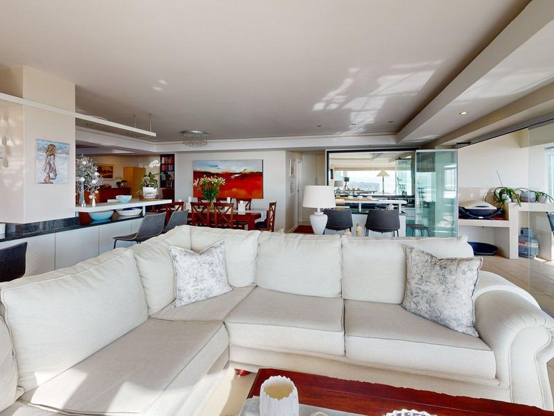 Luxury Penthouse with Unrivalled Ocean & Harbour Views - Photo 7