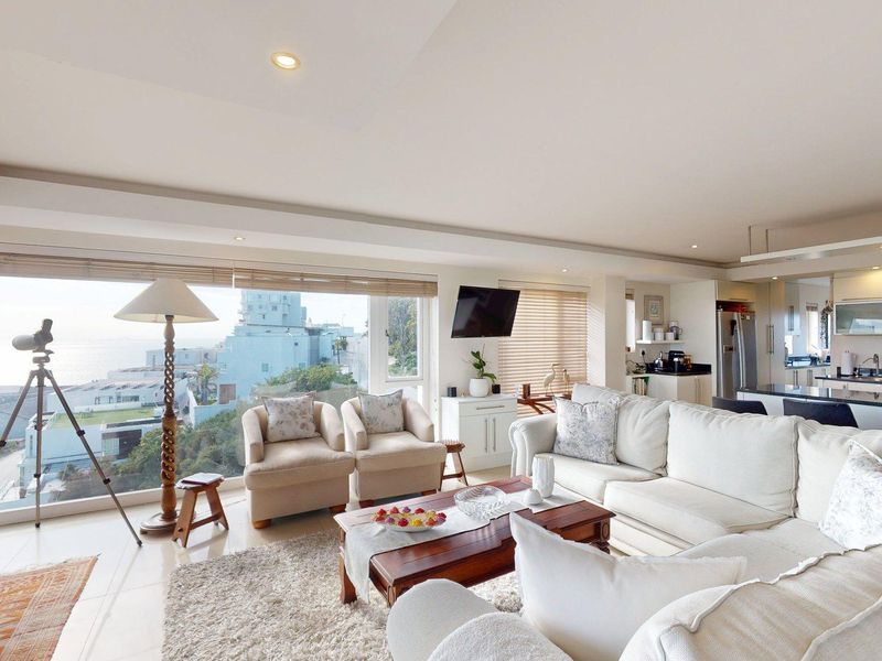 Luxury Penthouse with Unrivalled Ocean & Harbour Views - Photo 6