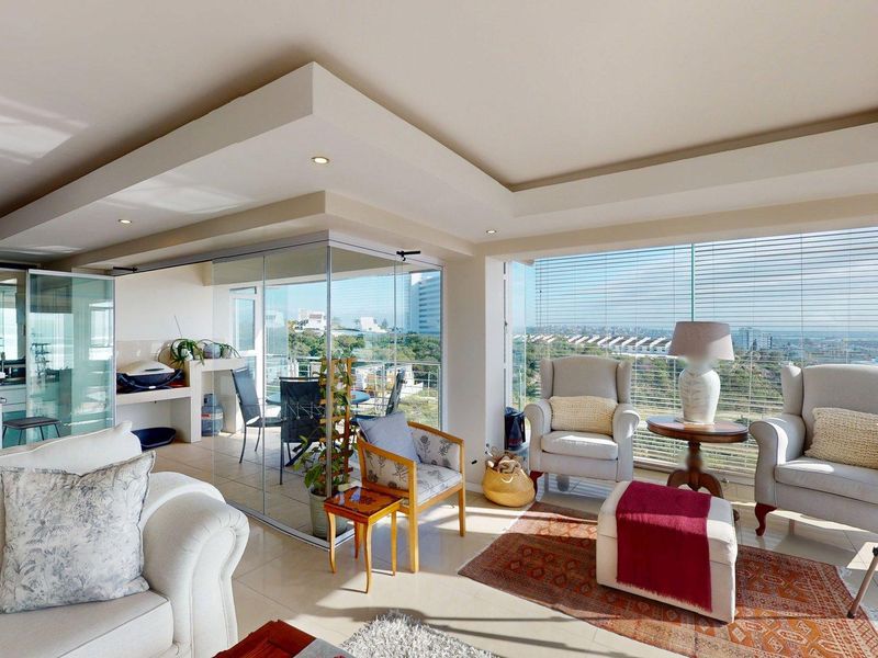 Luxury Penthouse with Unrivalled Ocean & Harbour Views - Photo 3