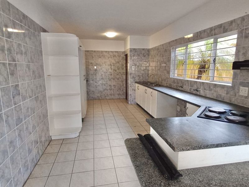 Freestanding Gem in Seaward Estate - Photo 3