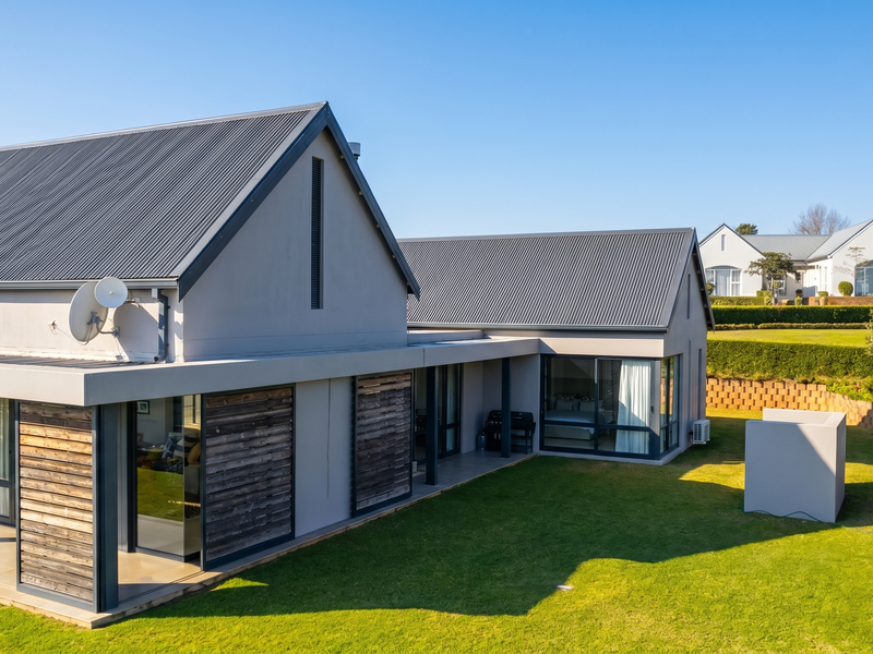 A Masterpiece of Modern Living at The Gates - Photo 2