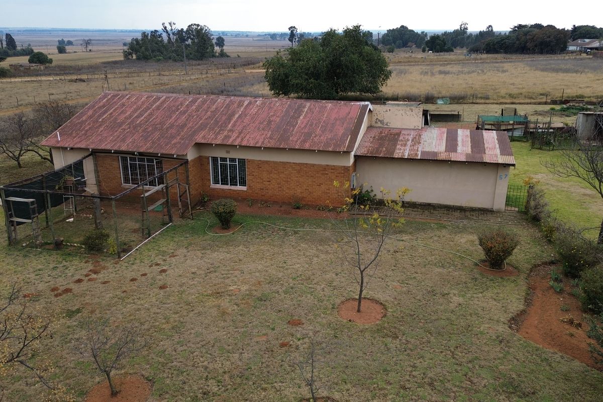 Escape to the Countryside – Spacious Plot for Sale Near Nigel - Photo 2