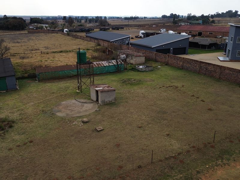 Escape to the Countryside – Spacious Plot for Sale Near Nigel - Photo 8