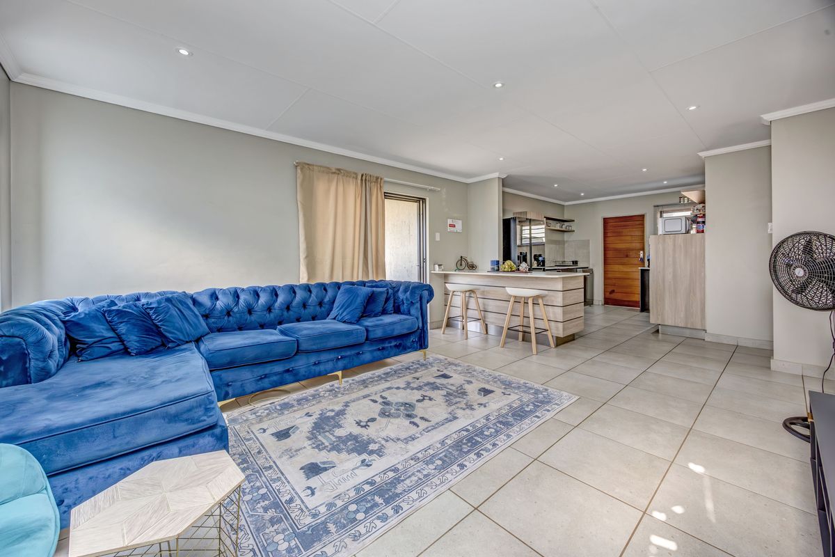 Discover Your Dream Home in Lion Pride Lifestyle Estate! Back-up power! - Photo 4