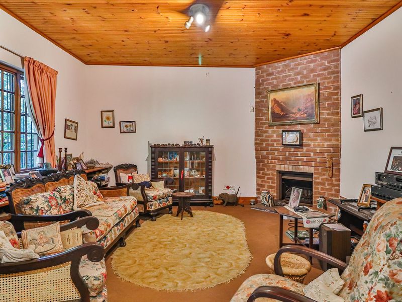 CHARMING HOME WITH 1 BEDROOM 1 FLAT - Photo 9