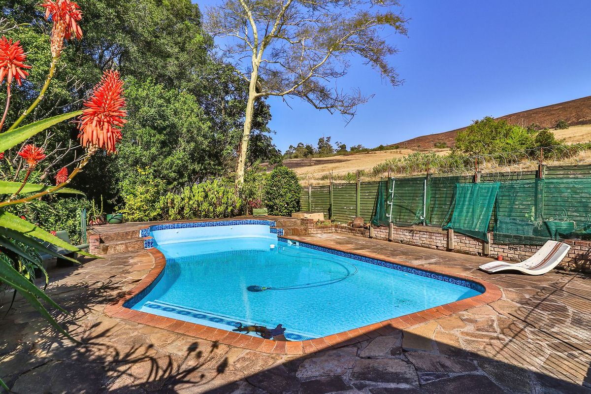 CHARMING HOME WITH 1 BEDROOM 1 FLAT - Photo 5