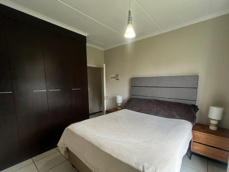 Spacious 3-Bedroom Ground Floor Unit – Katara Complex - Photo 2