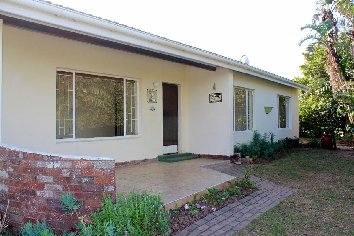 Three Bedroom Home and a Separate Flat in Port Alfred - Photo 2