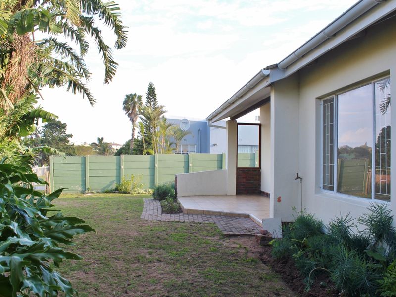 Three Bedroom Home and a Separate Flat in Port Alfred - Photo 1