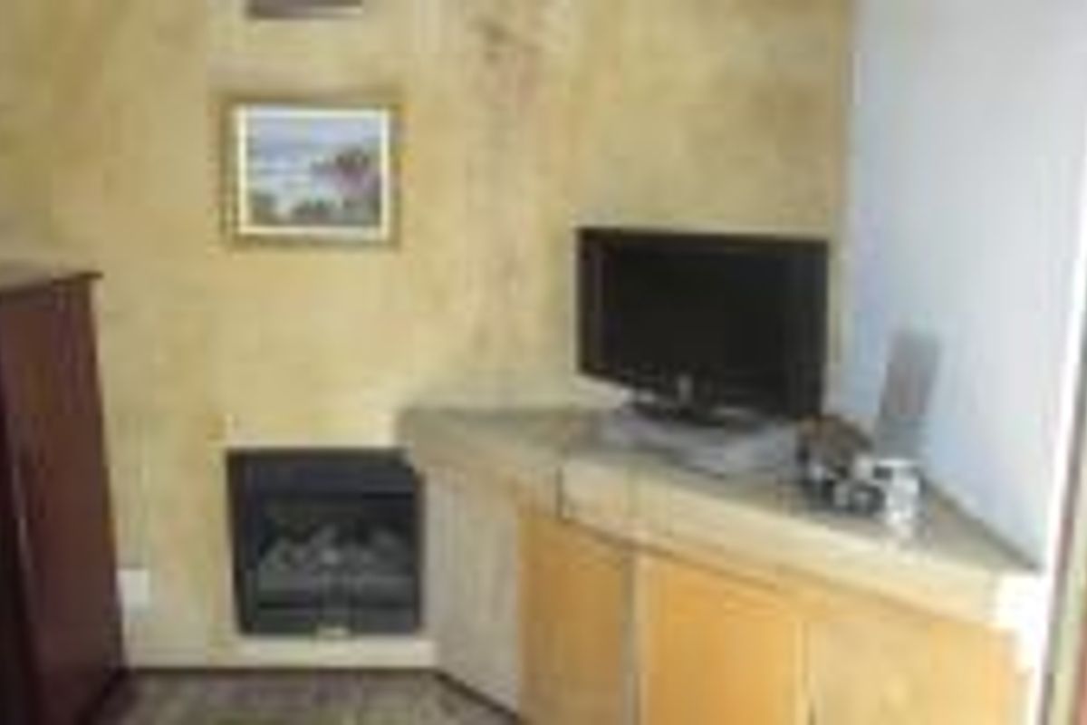 Modern 2-Bed, 2-Bath Unit for Sale Witkoppen, Central North - Photo 4