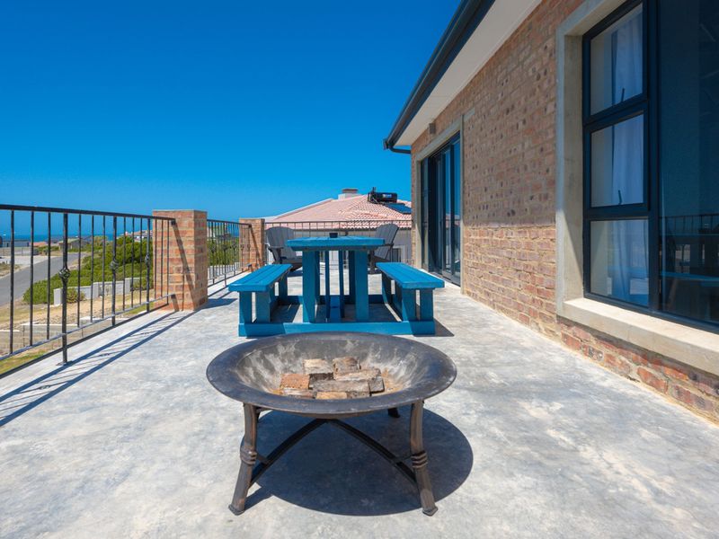 Modern Coastal Living in a Peaceful Agulhas Setting - Photo 7