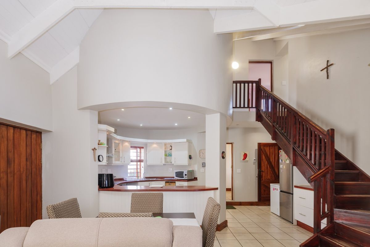 Big on Space, Big on Lifestyle- De Oude Arena Bredasdorp - Photo 3