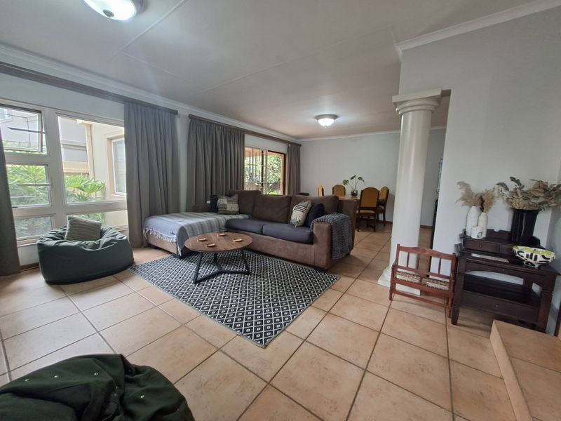 Lovely Freehold in Small Secure estate - Photo 4