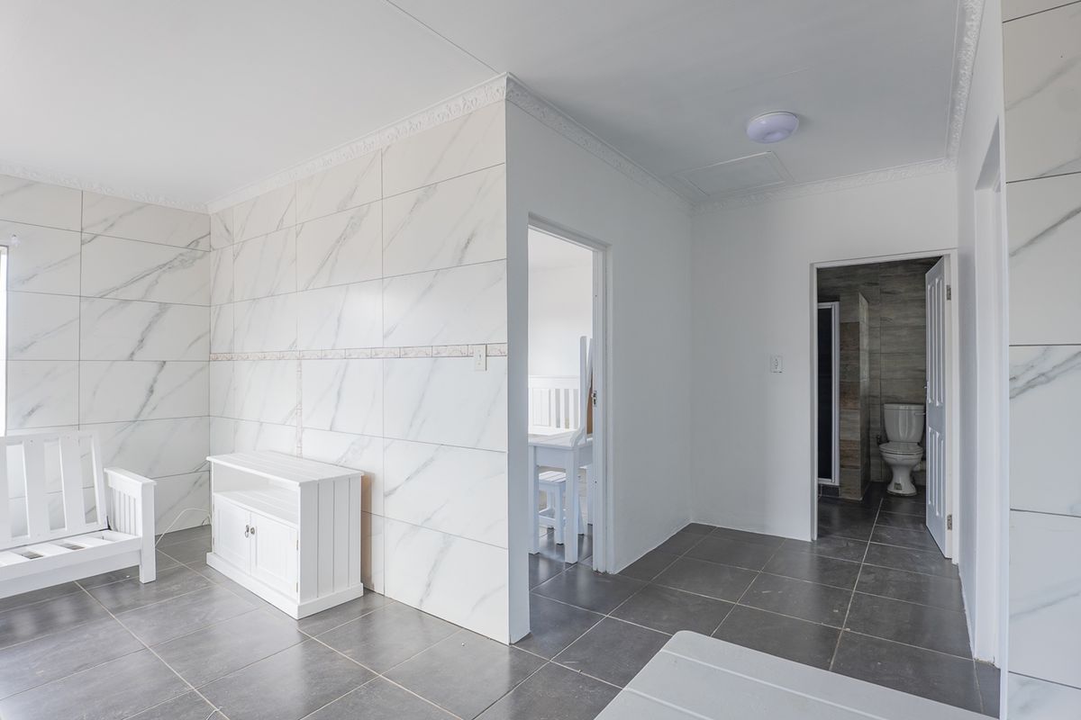 Affordable Long-Term Rental Unit in Struisbaai - Photo 5