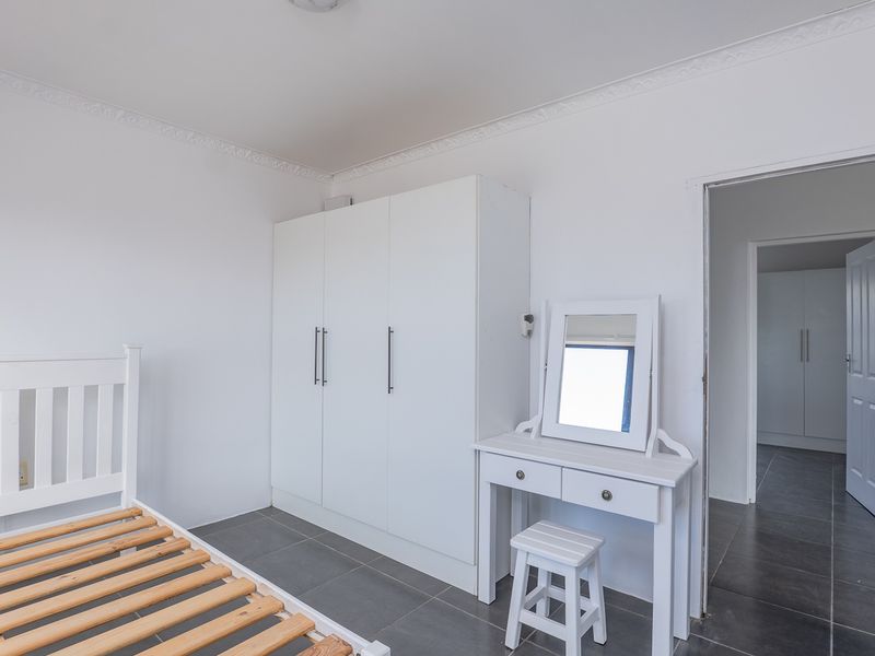 Affordable Long-Term Rental Unit in Struisbaai - Photo 6