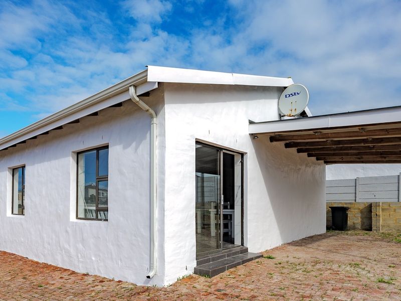 Affordable Long-Term Rental Unit in Struisbaai - Photo 2