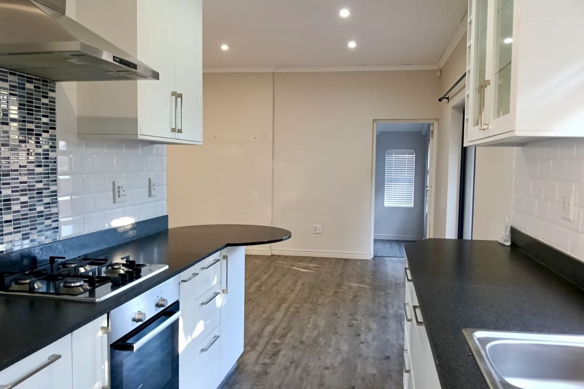One bedroomed apartment to rent in central Onrus River, Hermanus - Photo 5