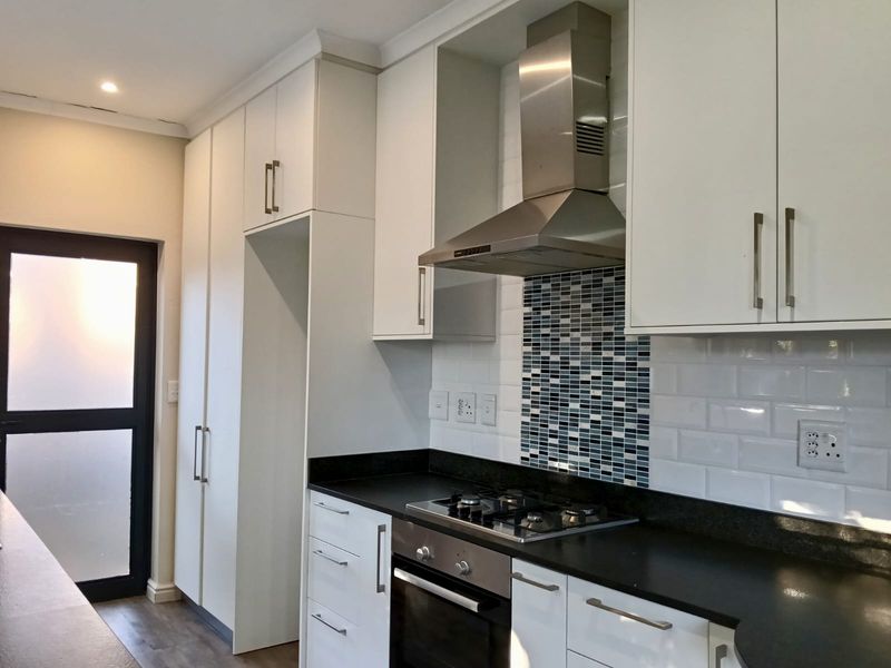 One bedroomed apartment to rent in central Onrus River, Hermanus - Photo 6