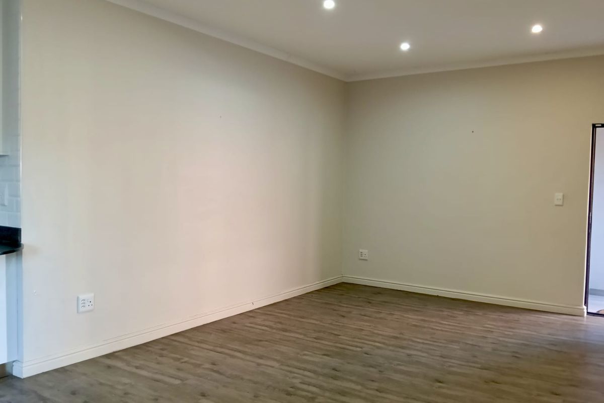 One bedroomed apartment to rent in central Onrus River, Hermanus - Photo 3
