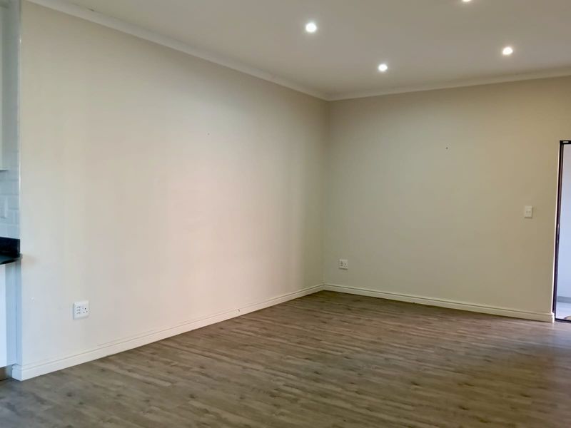 One bedroomed apartment to rent in central Onrus River, Hermanus - Photo 3