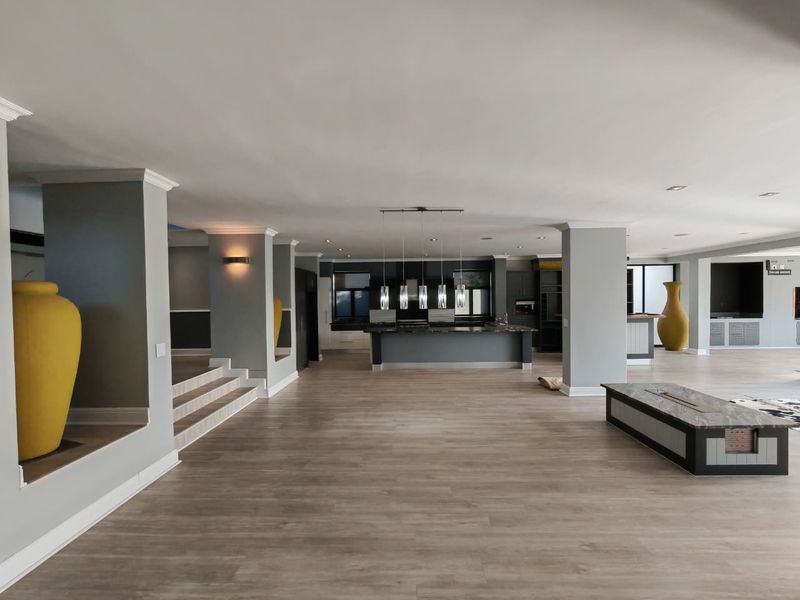 Invest Wisely:  Superior space at exceptional value per square metre - Photo 7