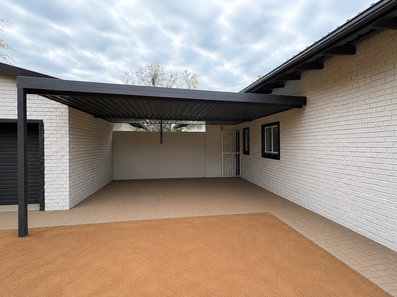 Beautifully Renovated Family Home - Photo 2