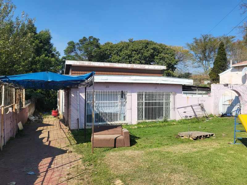 Property Looking for Someone to Care For and Invest In - Photo 2