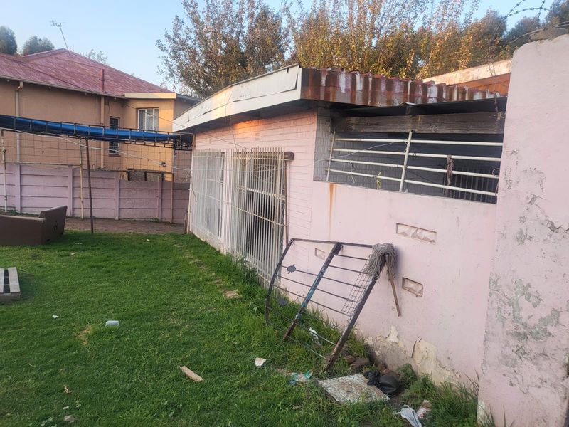Property Looking for Someone to Care For and Invest In - Photo 9