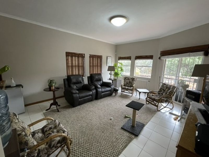 SECURE LUXURIOUS WITH BREATHTAKING MOUNTAIN VIEWS!!! JUST MOVE IN & RELAX!!! - Photo 7