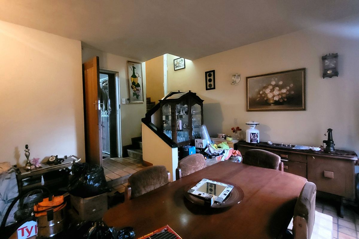 Spacious 3-Bedroom Apartment for Sale in Sunnyside - Photo 5
