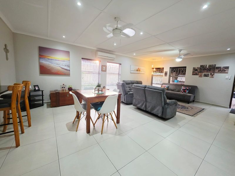 Beautiful 3-Bedroom Family Home in a Secure Complex - Photo 2