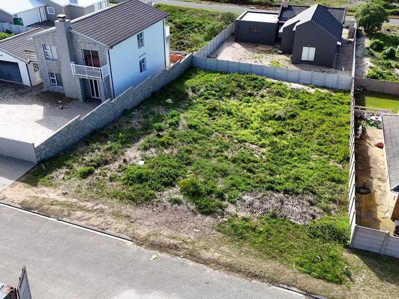 Coastal Living Starts Here - Photo 8