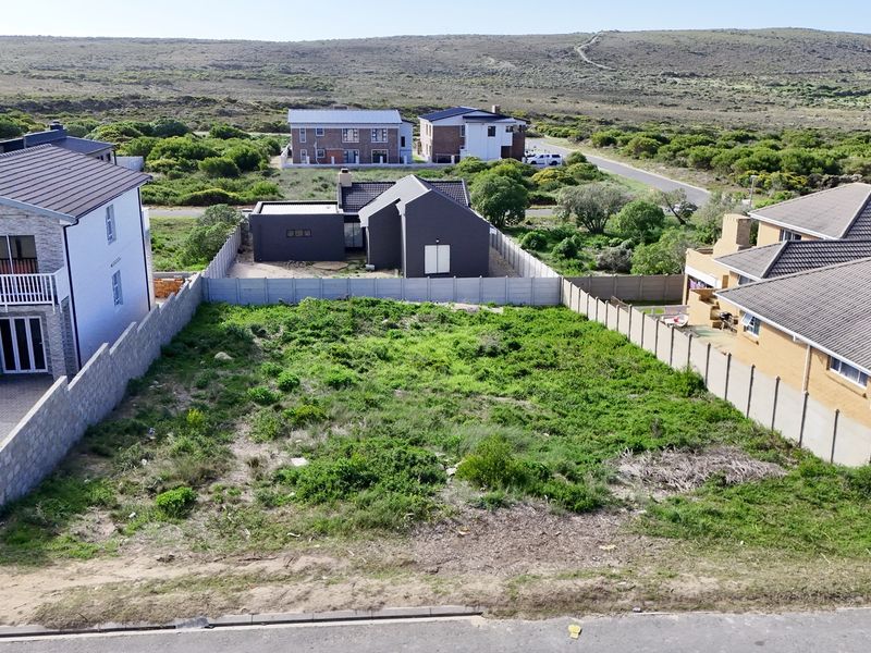 Coastal Living Starts Here - Photo 3