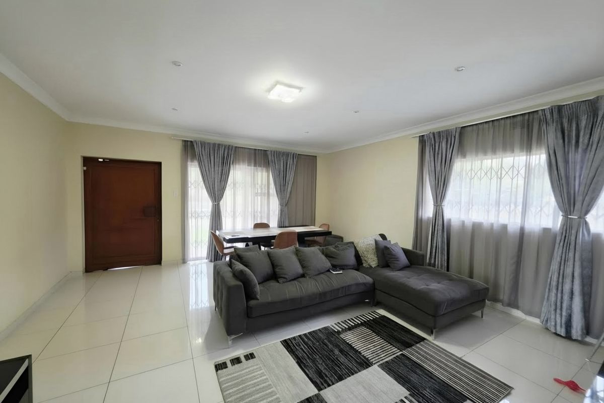 Spacious Family Home with Income-Generating Flatlet - Photo 3