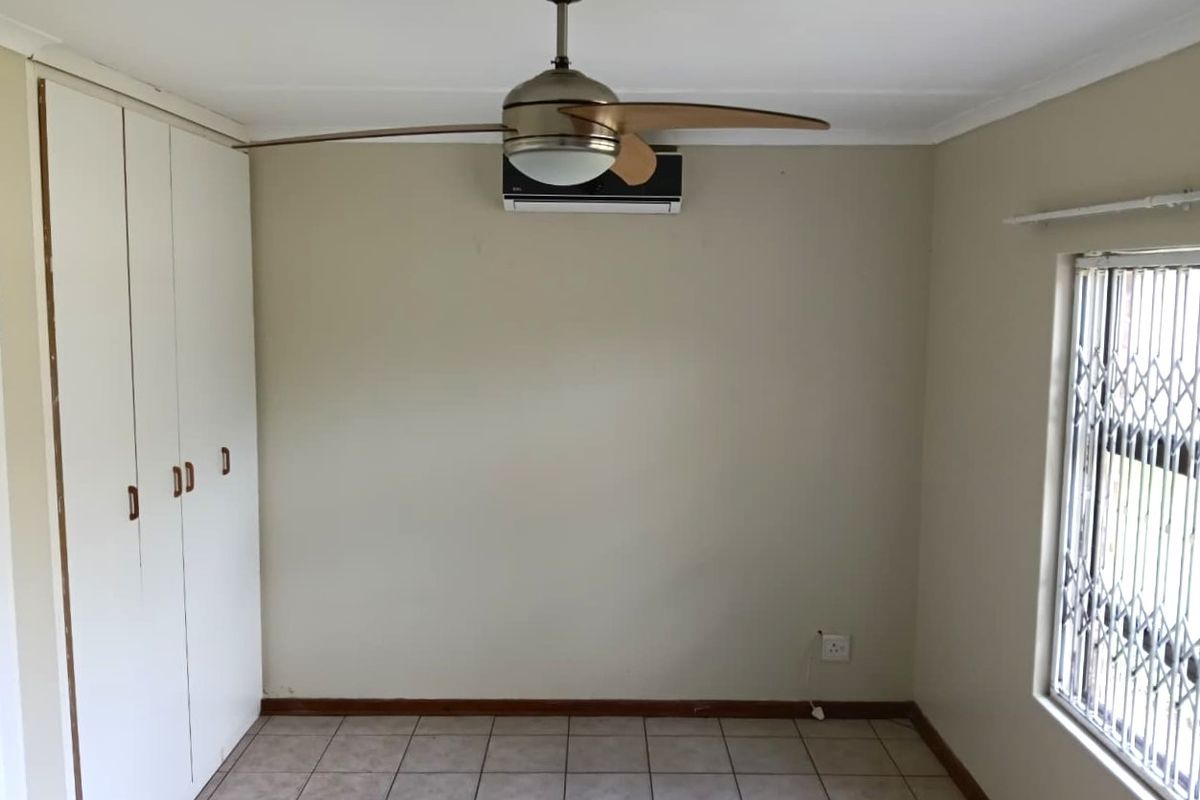 Discover Comfort And Convenience in Birdswood - Photo 4