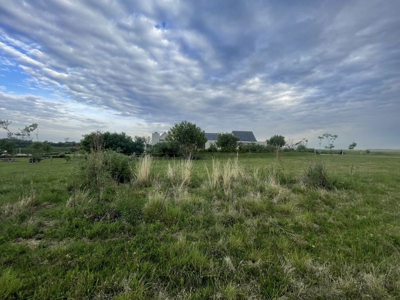 Vacant Stand for Sale in Cloudy Creek Nature Reserve – Includes Building Plans - Photo 3