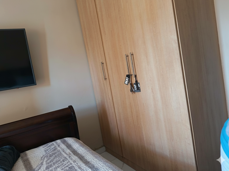 Well-Maintained 3-Bedroom Apartment – Move-In Ready - Photo 8