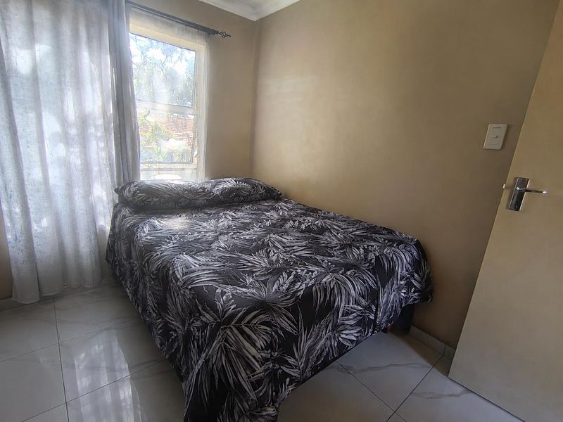 Well-Maintained 3-Bedroom Apartment – Move-In Ready - Photo 9