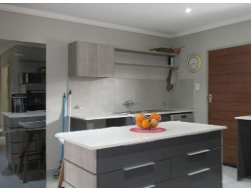 Exceptional Value in Cosmos City- 3 Bedroom House for Sale - Photo 3