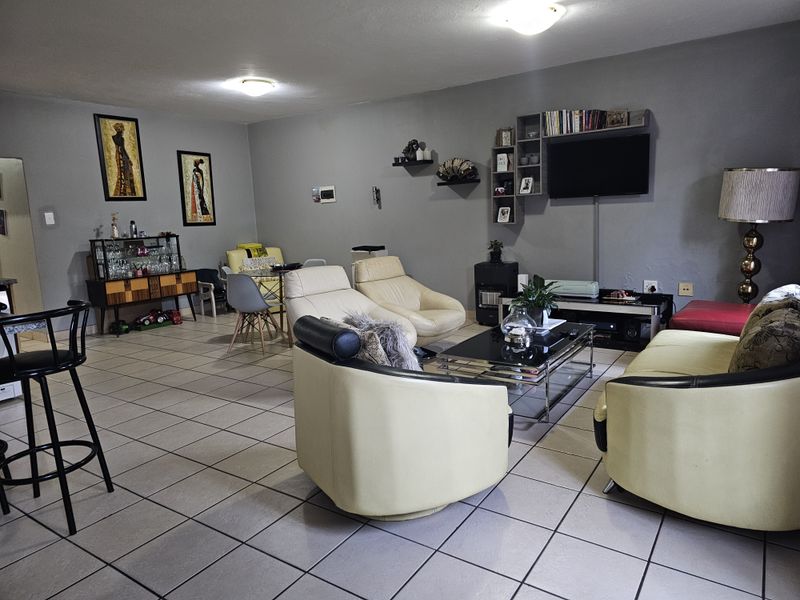 Enjoy comfortable living in a modern apartment located within a secured Estate - Photo 5