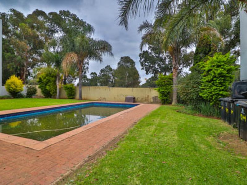 Enjoy comfortable living in a modern apartment located within a secured Estate - Photo 5