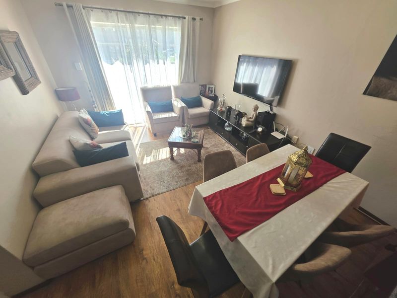 Beautiful ground floor apartment - Photo 4