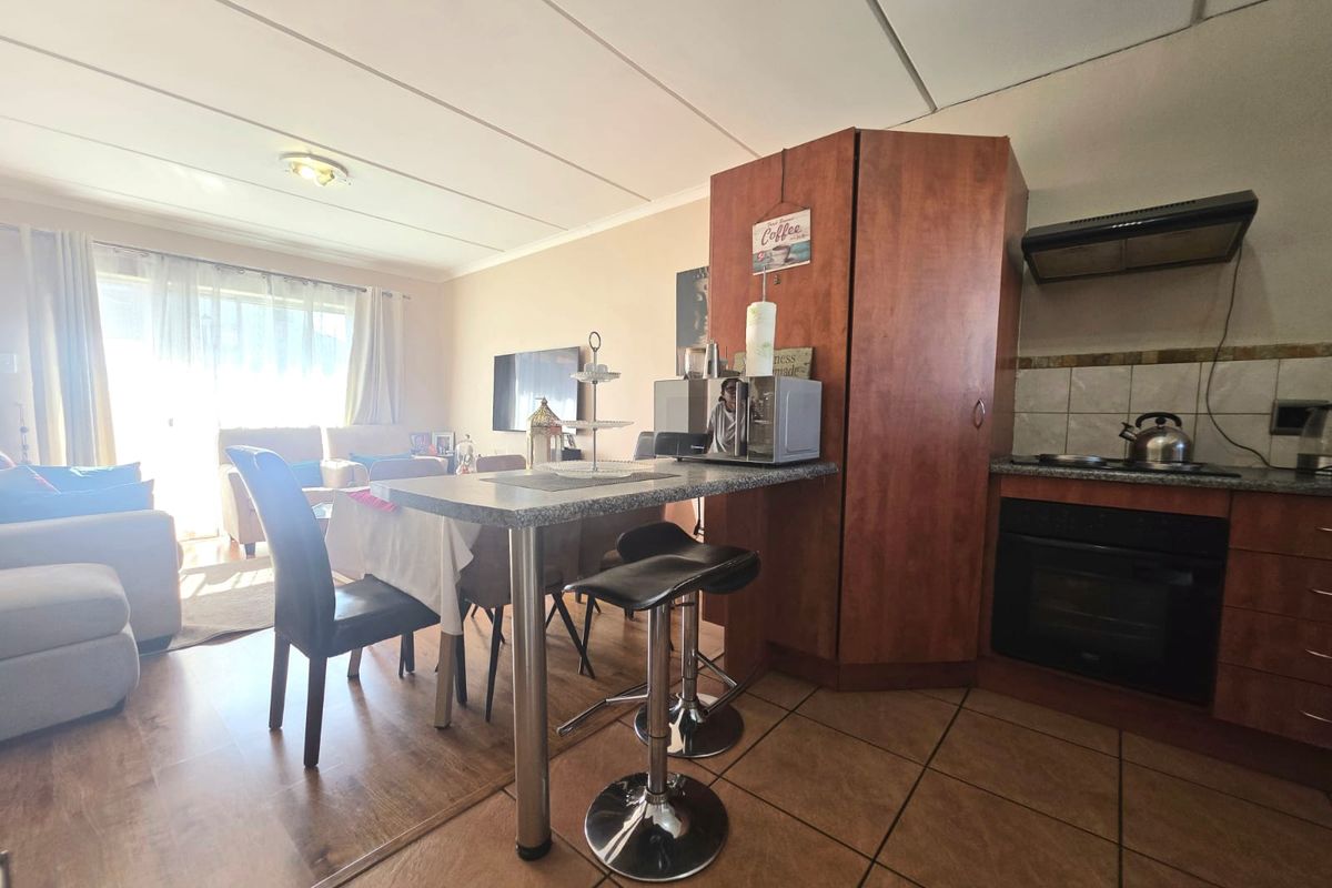 Beautiful ground floor apartment - Photo 3